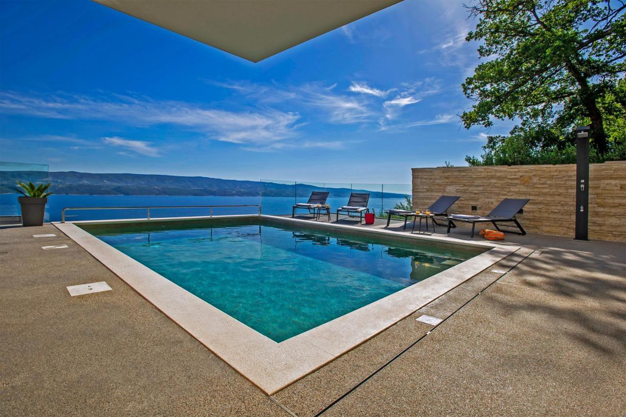 Dispet, Sea View, Pool, Jacuzzi, Sauna, Cinema *